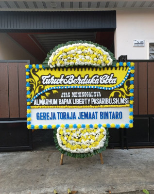 Papan Bunga Duka di Bungku Selatan