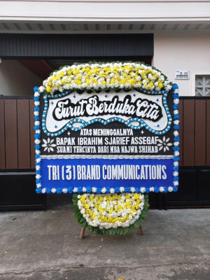 Papan Bunga Duka di Bungku Selatan